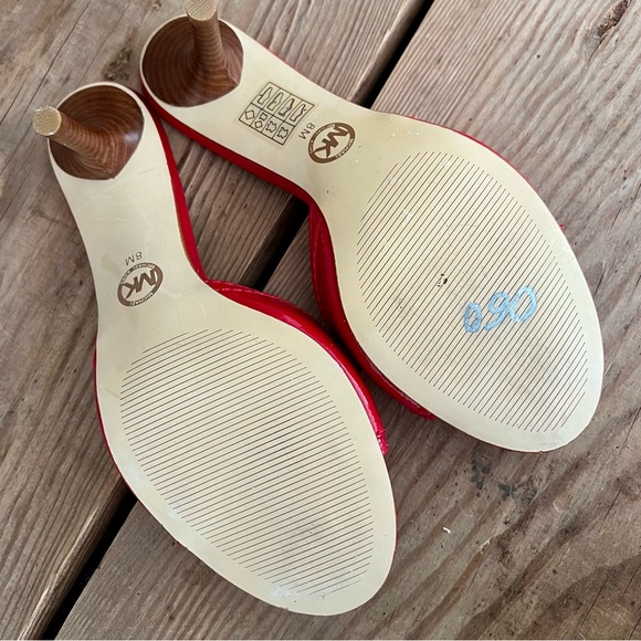 Michael Kors Red Patent Leather Slide Sandals with Metallic Detail Size 8 M NWOT - Picture 5 of 5